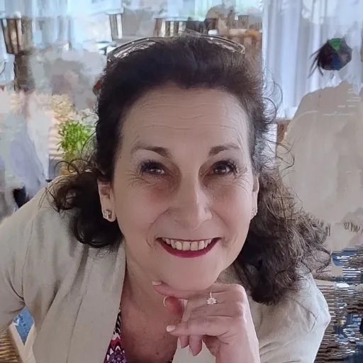 Retrato de Liliana Morelli, consultora holística de AstraLumina